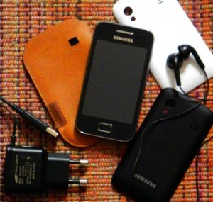 Samsung Galaxy Ace GT-S5830 (with accessories)